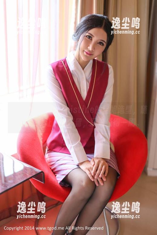 推女神-黄可christine 推女神 - 黄可christine的空姐造型,随便一瞥就让人想停留,图包值得一刷。