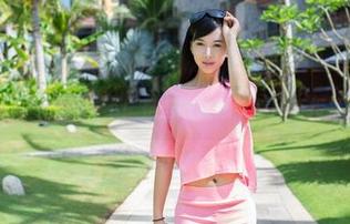 推女郎 – 夏日的微风？不！是连欣在线！美图直接打动我的心。