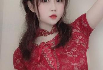 集合！是依酱吖的比基尼精选，游泳池边那点事儿你也懂！