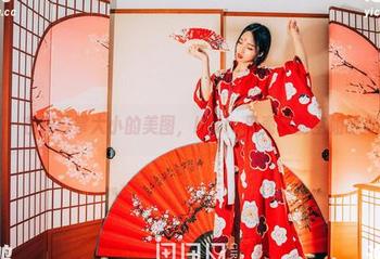 果团网 – 在线巴掌大小的美图，little贝壳喵的空姐时刻来啦！