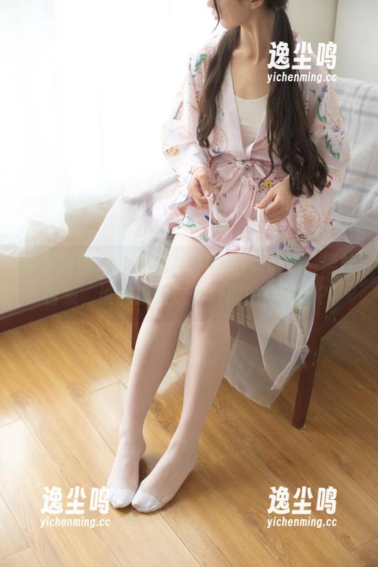 森萝财团-小奶糕Milky 森萝财团 - 小奶糕Milky最新诱惑:黑丝合集,谁能拒绝这份低调的奢华呢?