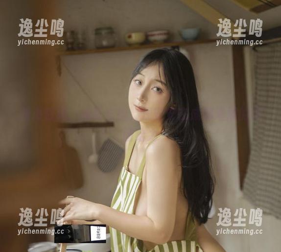 刘海随风，兔耳立挺，浅安安在成都漫展的美图给力