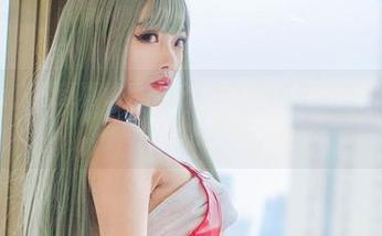 一点黑暗，清颜真德秀的护士福利让人忍不住想多看几眼