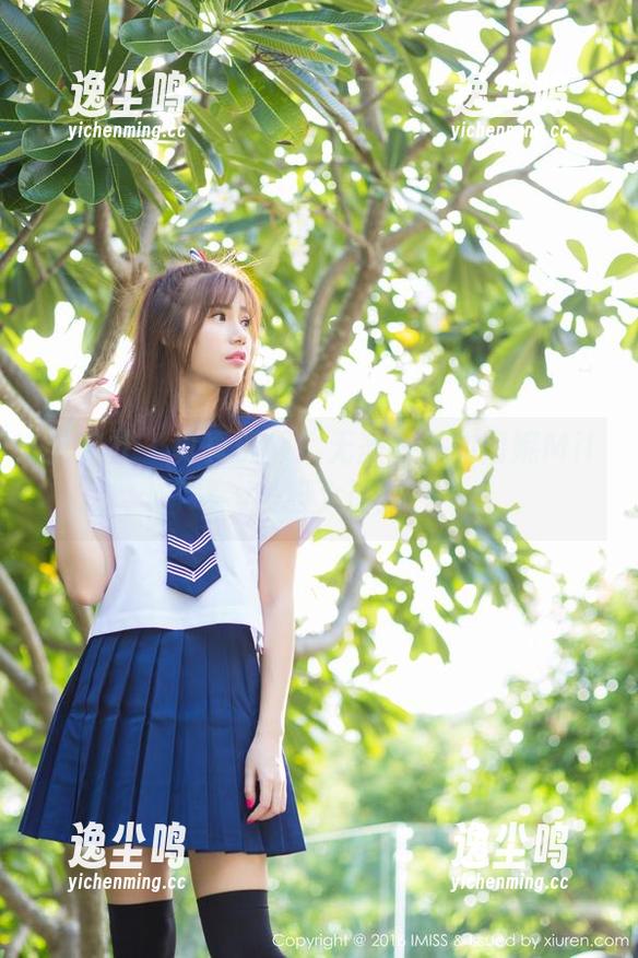 爱蜜社 - 真真假假？无圣光里的闵妮Mily美脚大比拼