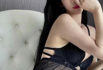 微密圈 – 有点小透明的牛奶里的果汁，赶快来下载这款图包吧！