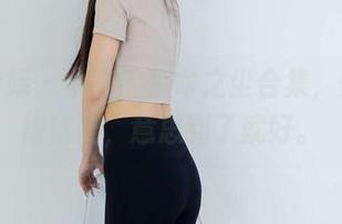 物恋传媒 – 小飞的生命之尘合集，壁纸选得随便，意思到了就好。