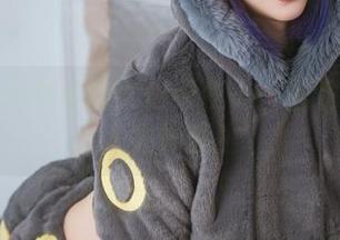 狐洛洛子带来的女仆天使——图包有点让人失神哦！