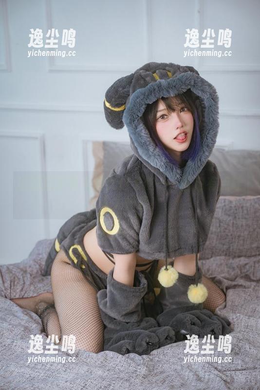 狐洛洛子带来的女仆天使——图包有点让人失神哦！