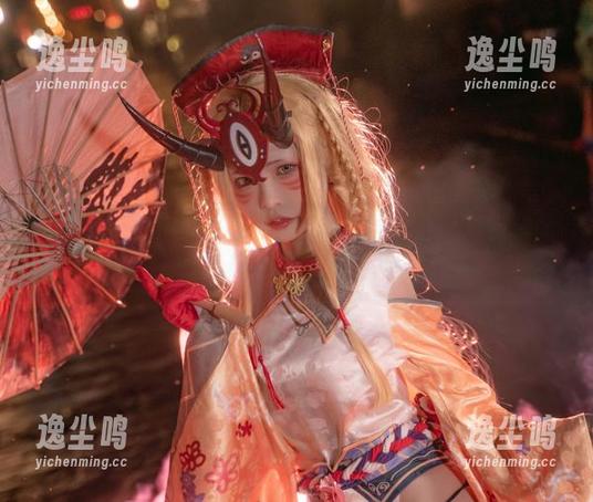 疾走可可的浴室写真：不穿衣服也能这么撩？套图看起来自带水汽。