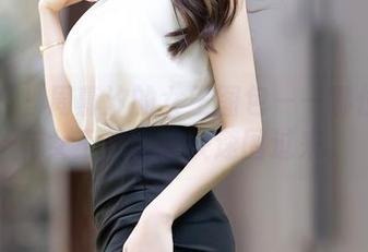秀人网 – 周慕汐的女王图包——哪位心中有女王梦的请快速围过来。