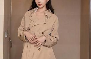 秀人网 – 王梓童Doirs亮相最新水手服写真集，一不小心就被这波青春海浪淹没。
