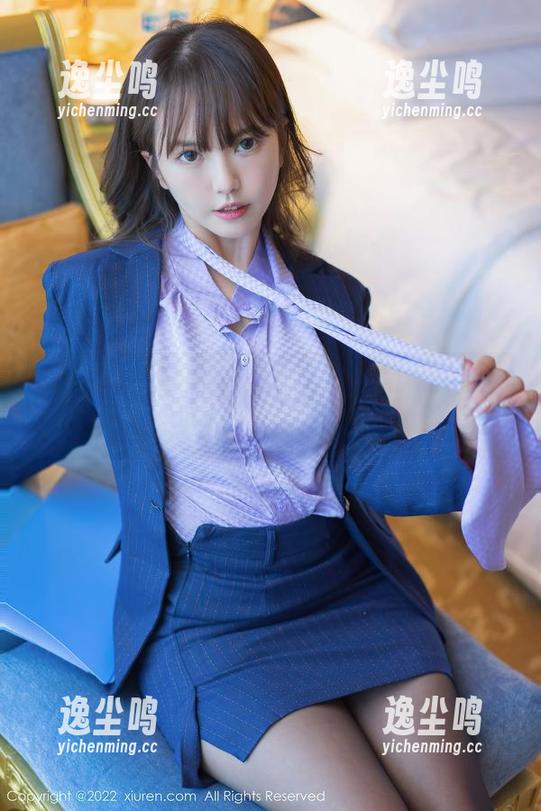 秀人网 - 未见风格就被泳池套图惊到，果然，玥儿玥er自带清凉一夏！