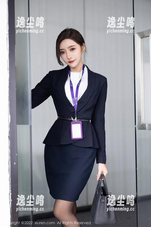 秀人网 - 趁热拿铁latte的女友：她的作品集，老实说我醉了