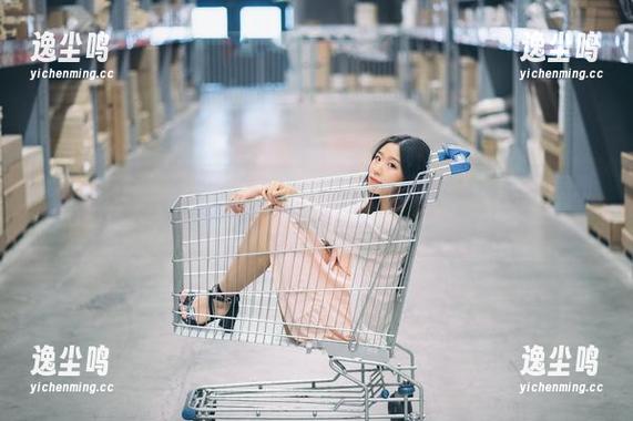 樱花盛开，穆零Mu0变身万花丛中那个最招摇的coser，图册见！
