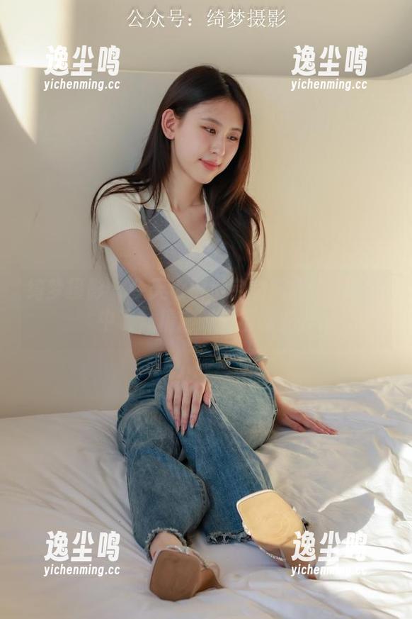 绮梦摄影 - 今天也被小宇的死库水写真击中了，精选时刻不能少。