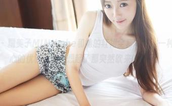 美媛馆 – 糯美子MINIbabe和她的红裙全套写真，一种看似无心的优雅，令我想起了那突然吹来的微风。