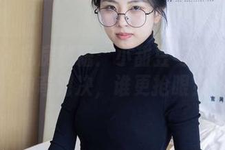 袜啵啵 – 私房秘籍：小甜豆与油亮黑丝的神奇对决，谁更抢眼？