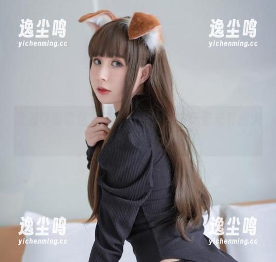 西园寺南歌这双美足，堪比宇宙无圣光套图大赛冠军！