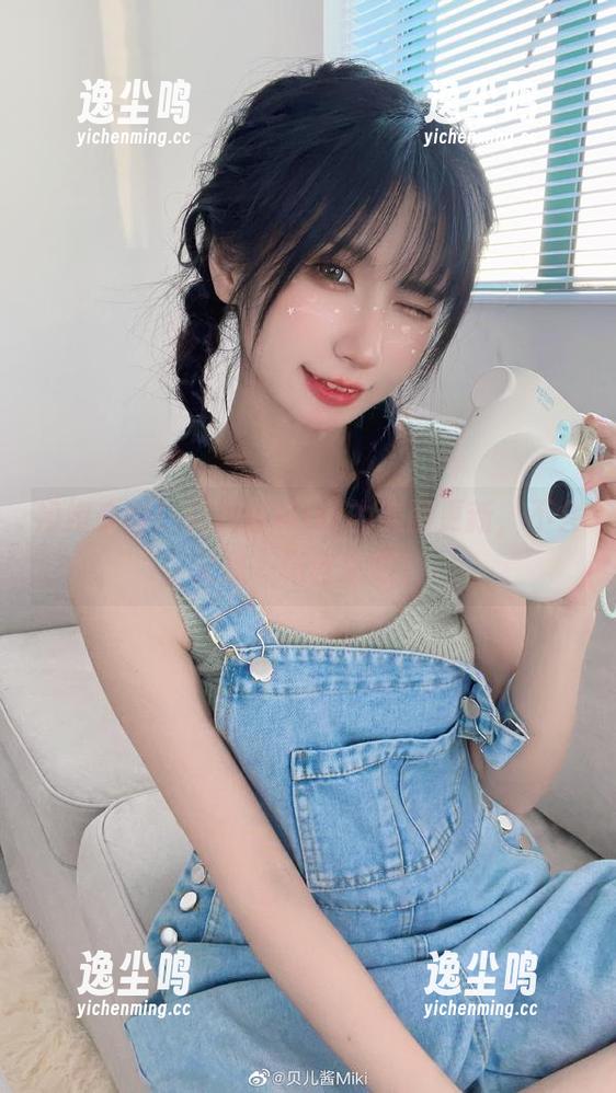 姐姐来啦！贝儿酱Miki的美图更新，不会又是一场自恋吧？