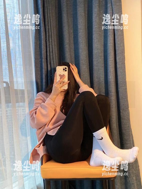 微密圈 - 软妹小九九这组修女图片，光是看都会让我想起许多童年恐惧！