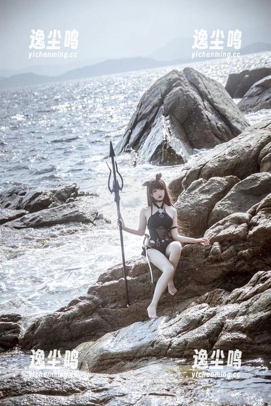 看阿薰kaOri的无圣光写真，貌似在窥探一场戏剧的背后呢。