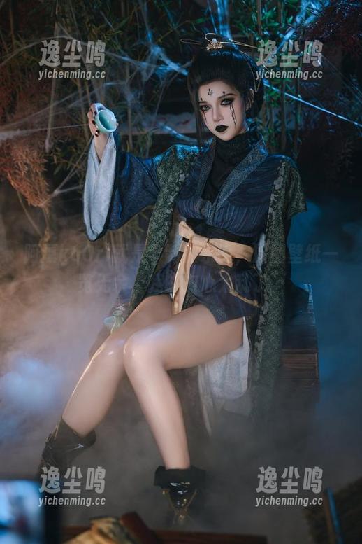阿薰kaOri就是个制服杀手，原图壁纸一览无余，我的内心太乱了…