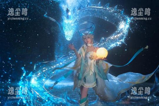 校服反转剧！露儿大魔王带你看图包，比上课精彩多了哈哈！